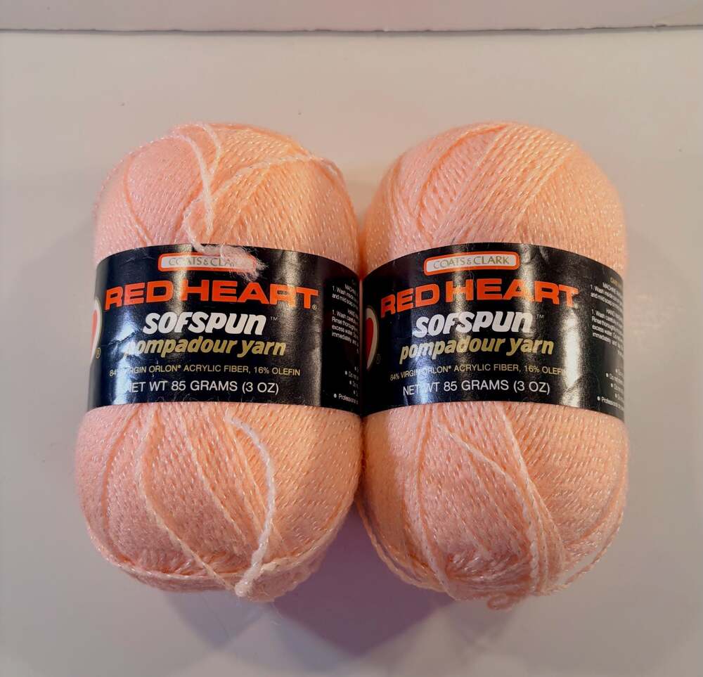 Red Heart Sofspun Pompadour Yarn 3 oz Color 247 Peach Lot of 2